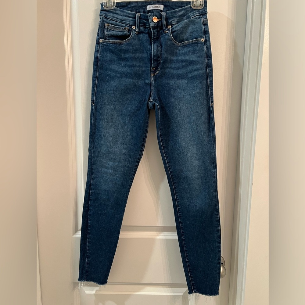 Good American Good Waist Crop 4/27